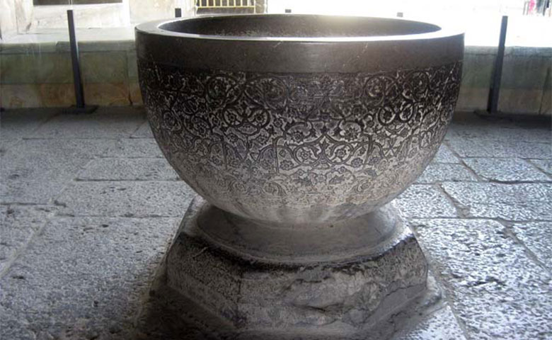 سنگابهای مسجد جامع اصفهان