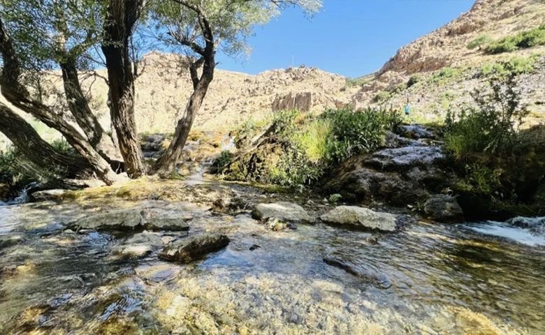 آبشار-پونه-زار-کجاست؟.jpg