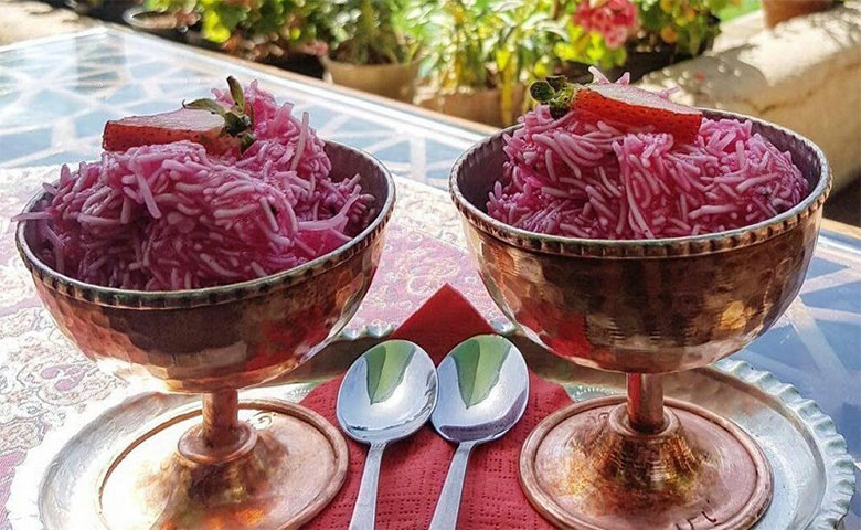 چشیدن طعم ناب و اصیل فالوده شیرازی