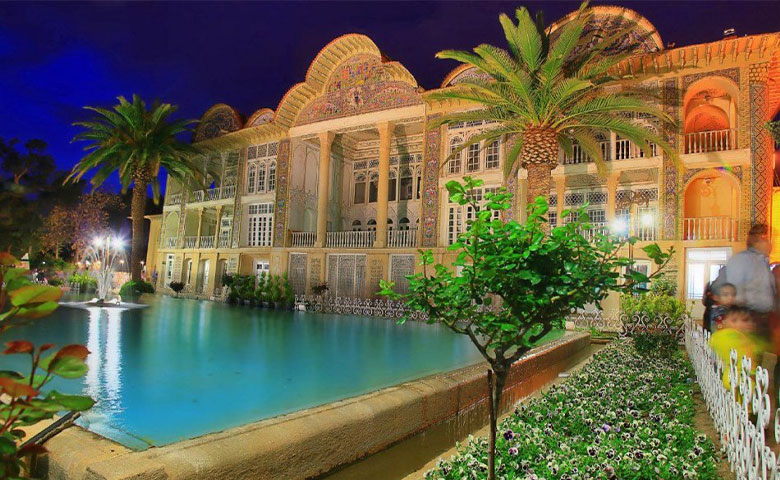 عمارت اصلی باغ ارم