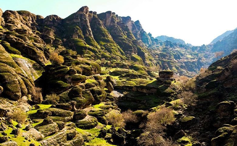 جاهای دیدنی اطراف مخمل کوه خرم‌آباد