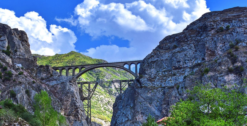۶ شهر مناسب برای سفر در شهریور که مقصد جذابی هستند