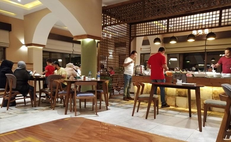 رستوران-دارچین.jpg