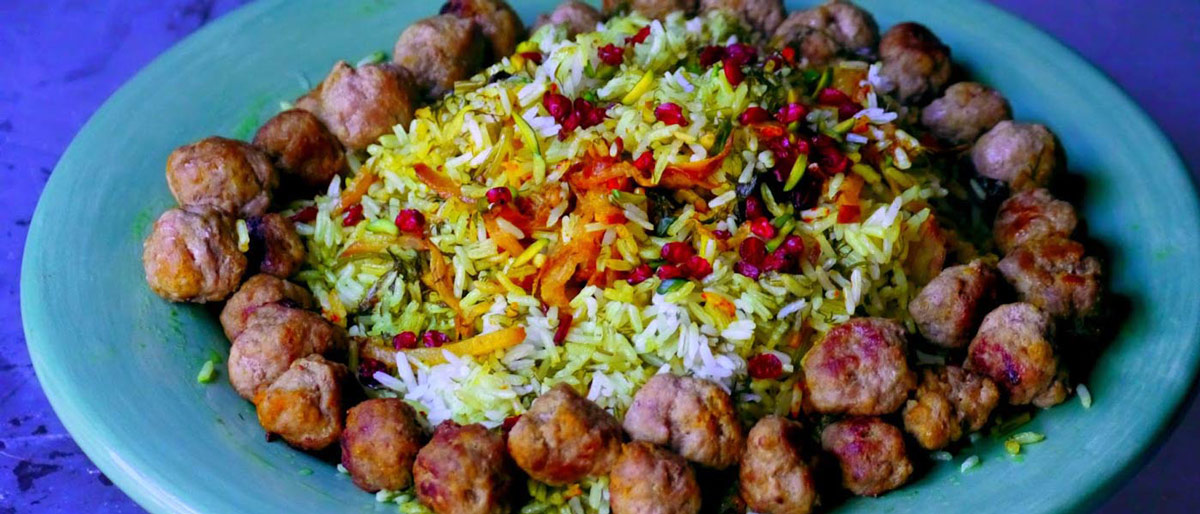 قنبر پلو یکی از لذیذترین غذاهای سنتی شیراز