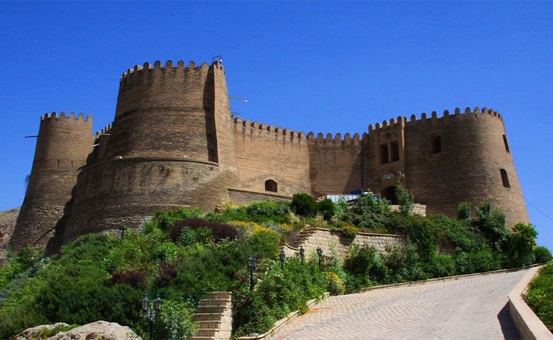 قلعه‌ فلک‌الافلاک خرم‌آباد؛ نماد شکوه لرستان