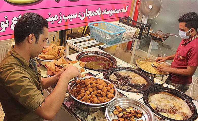 غذاهای خیابانی خیابان دولت آباد