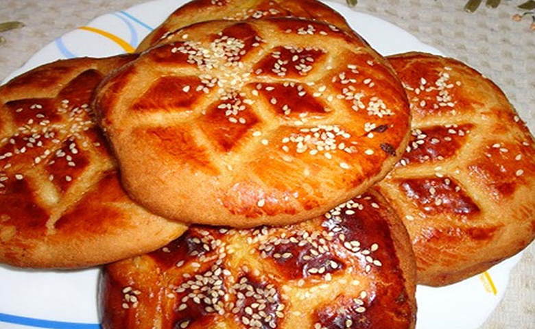 نان کماج سوغات مازندران شمال