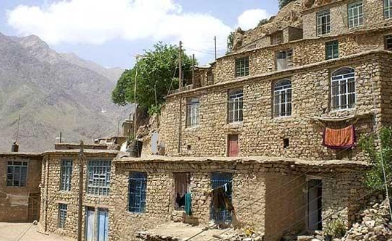 معماری روستای اورامانات