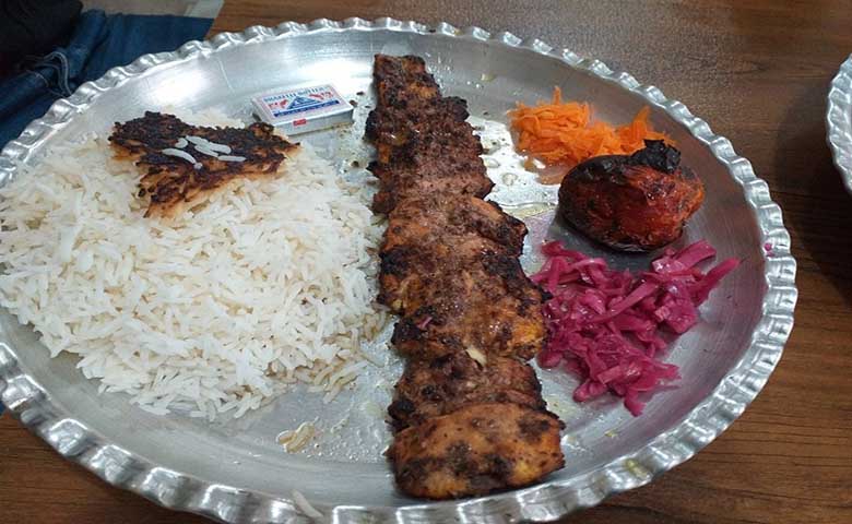 رستوران نمونه جوجه محلی