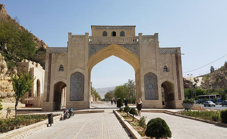 دروازه قرآن