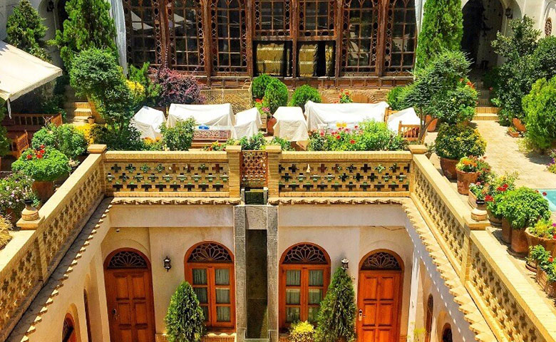 عمارت قصر مُنشی