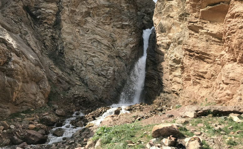 آبشار ده تنگه شمشک