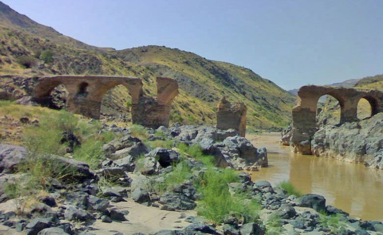 پل تاریخی پردلیس