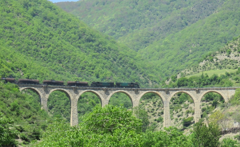 قطار فیروزکوه