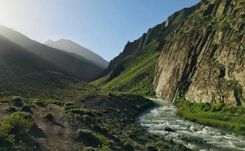 دیزین کجاست؟ از پیست اسکی بین‌المللی تا رستوران‌های جذابش!