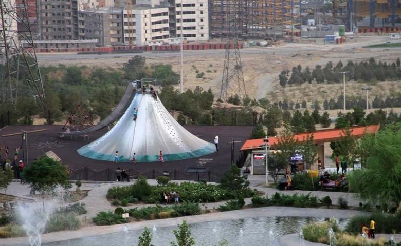 پارک آبشار تهران