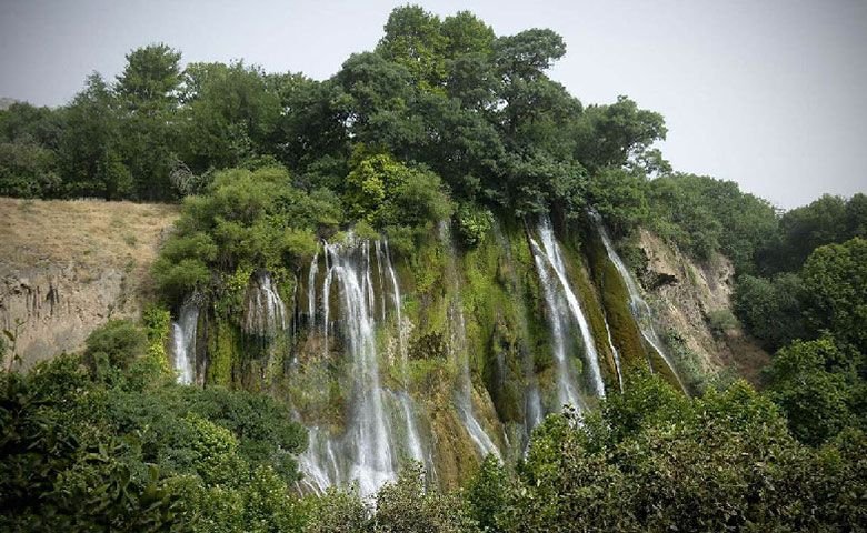 معرفی آبشارهای خرم‌آباد