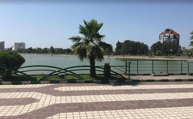 تاریخچه استخر لاهیجان