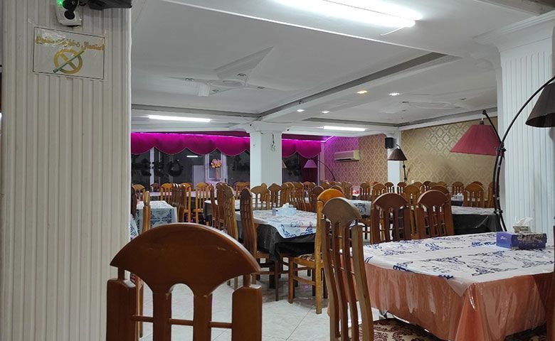 رستوران-شب-های-جزیره.jpg