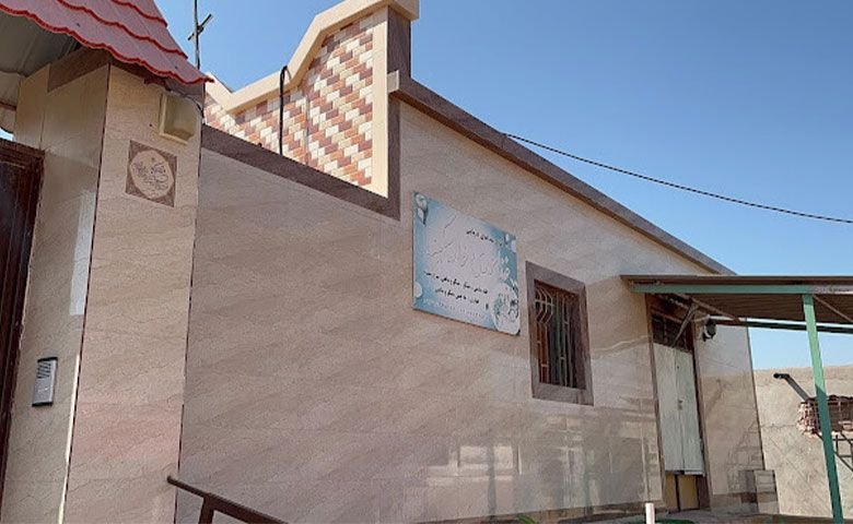 غذاخوری سننتی خاله سکینه هرمز