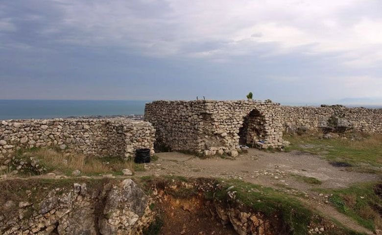 قلعه-مارکوه.jpg
