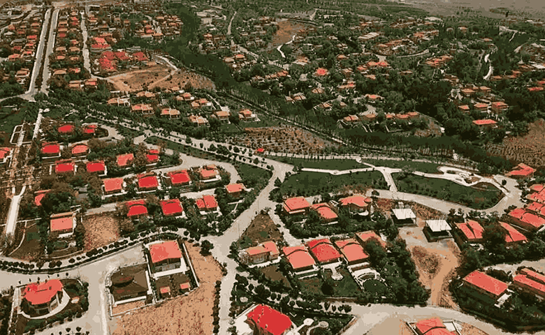 چادگان، تجربه سفر به دل فلات ایران