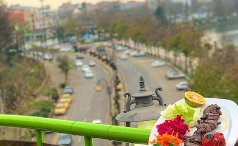 رستوران سیمرغ لاهیجان