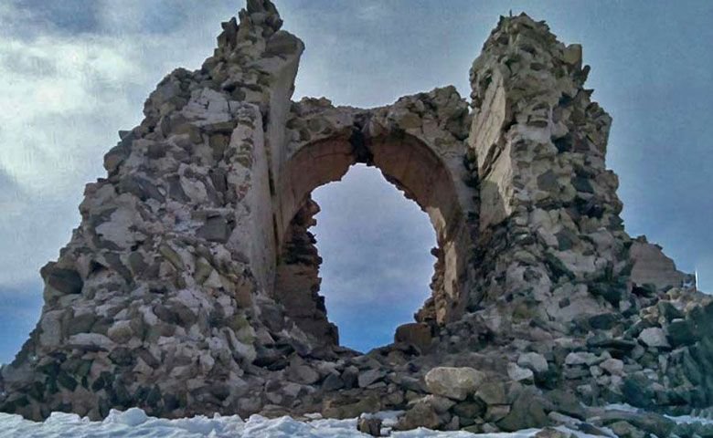 قلعه-دزدبند.jpg