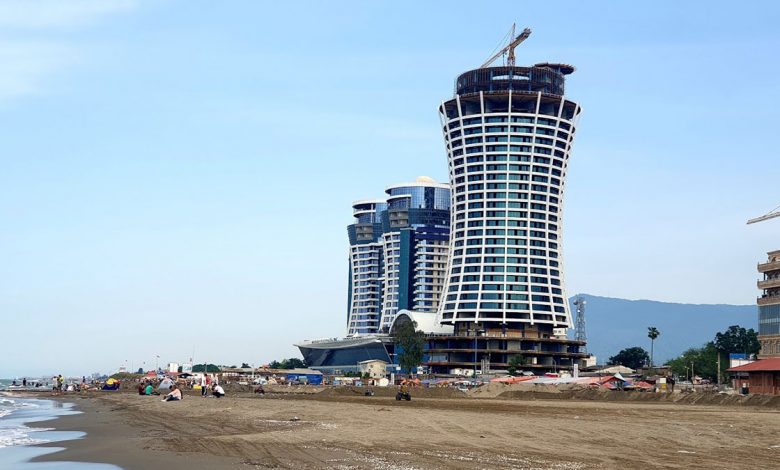 متل قو؛ مرزی میان طبیعت جذاب و ساختمان‌های مدرن و بلند!