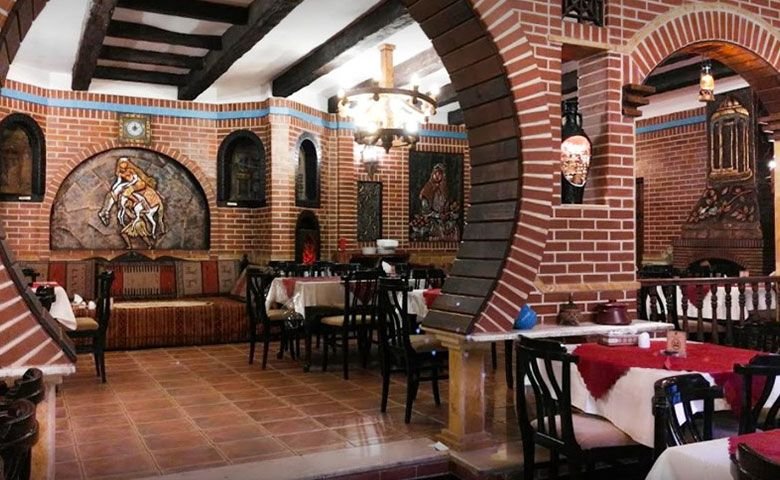 کافه‌ها و رستوران‌های لاهیجان