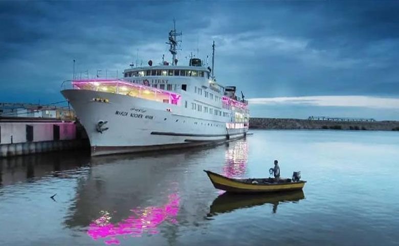 معرفی کشتی میرزا کوچک خان بندر انزلی