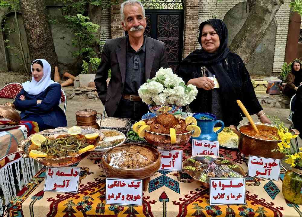 برگزاری جشنواره گردشگری غذا با محوریت آلو برغان توسط اهالی روستا