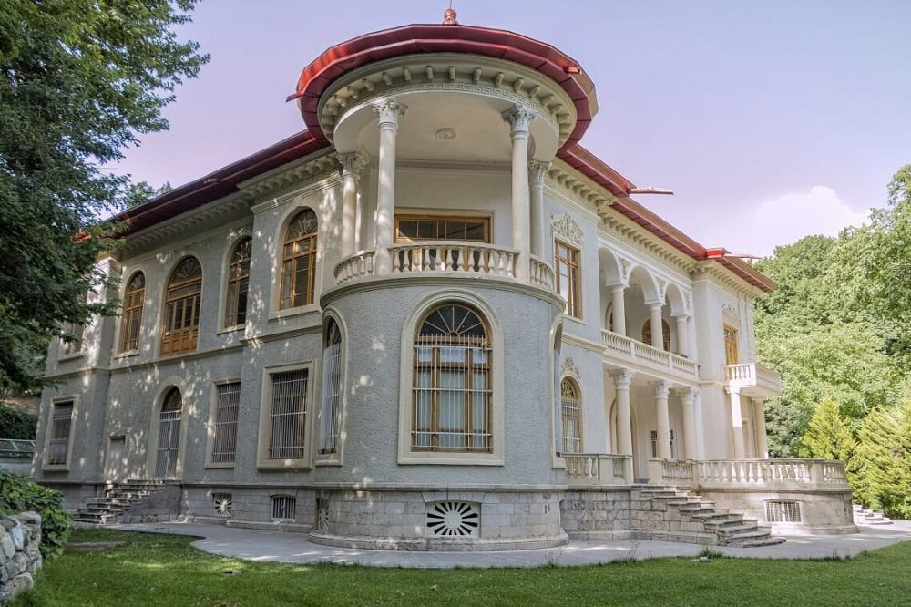 نمایی از کاخ سعدآباد یکی از جاهای دیدنی شمال تهران