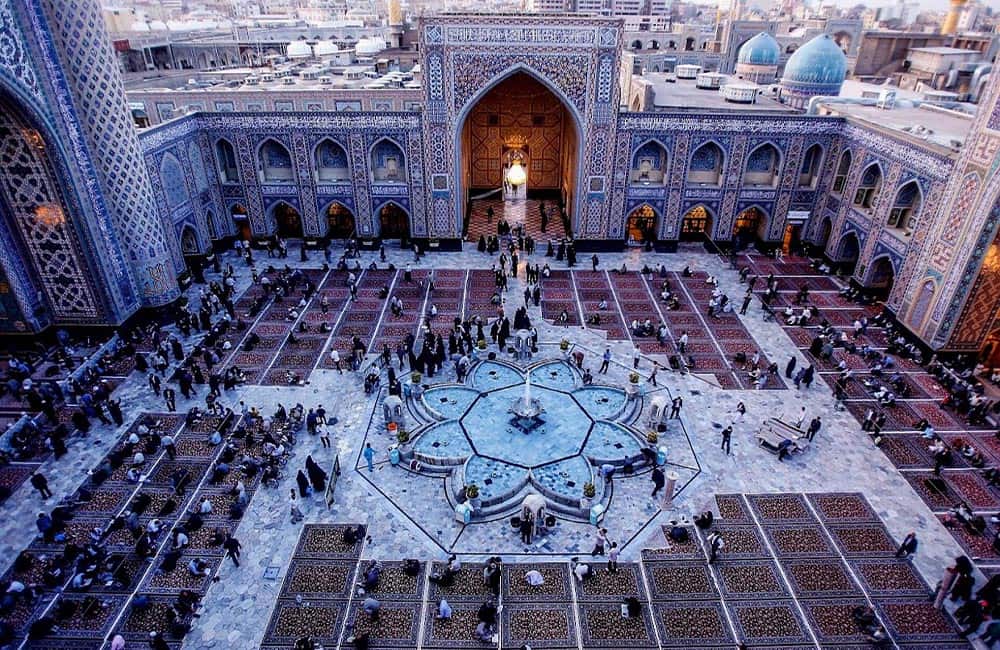 نمای هوایی صحن گوهرشاد در حرم امام رضا