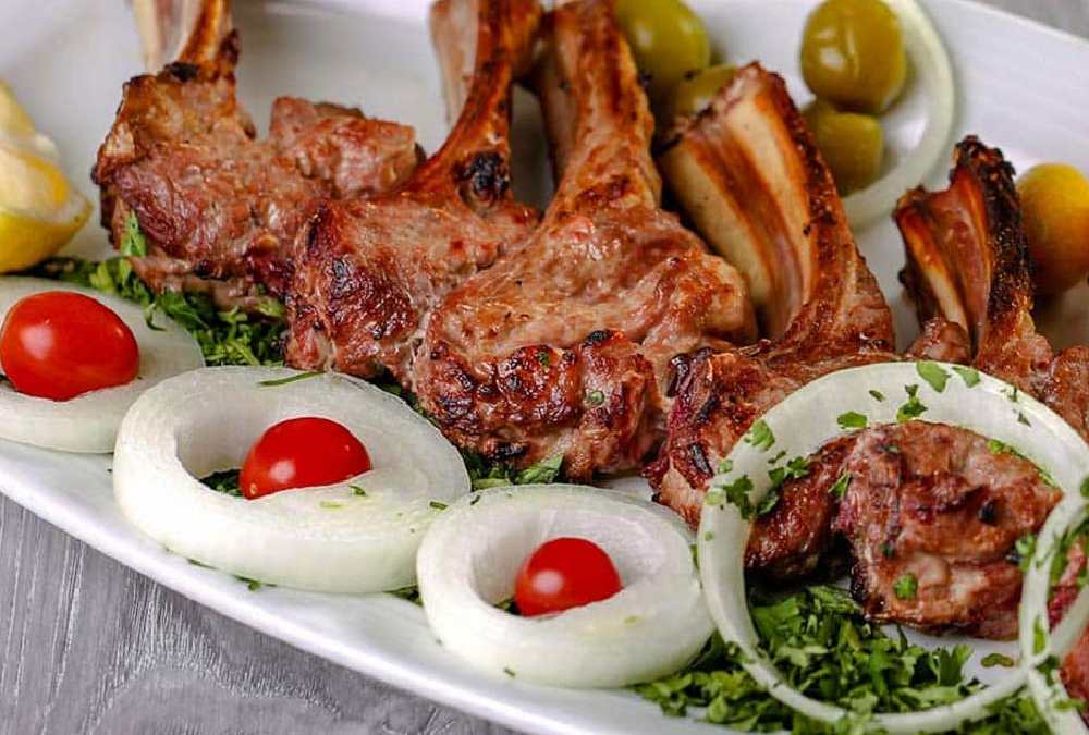 شیشلیک شاندیز معروف‌ترین غذای شاندیز