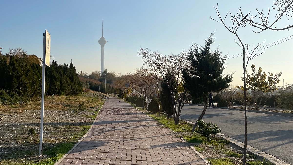پیاده روی در تهران؛ ۴۰+ بهترین خیابان، پارک و مسیر (راهنمای کامل + نقشه)