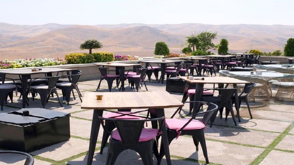 محیط رستوران کوبابا در لواسان