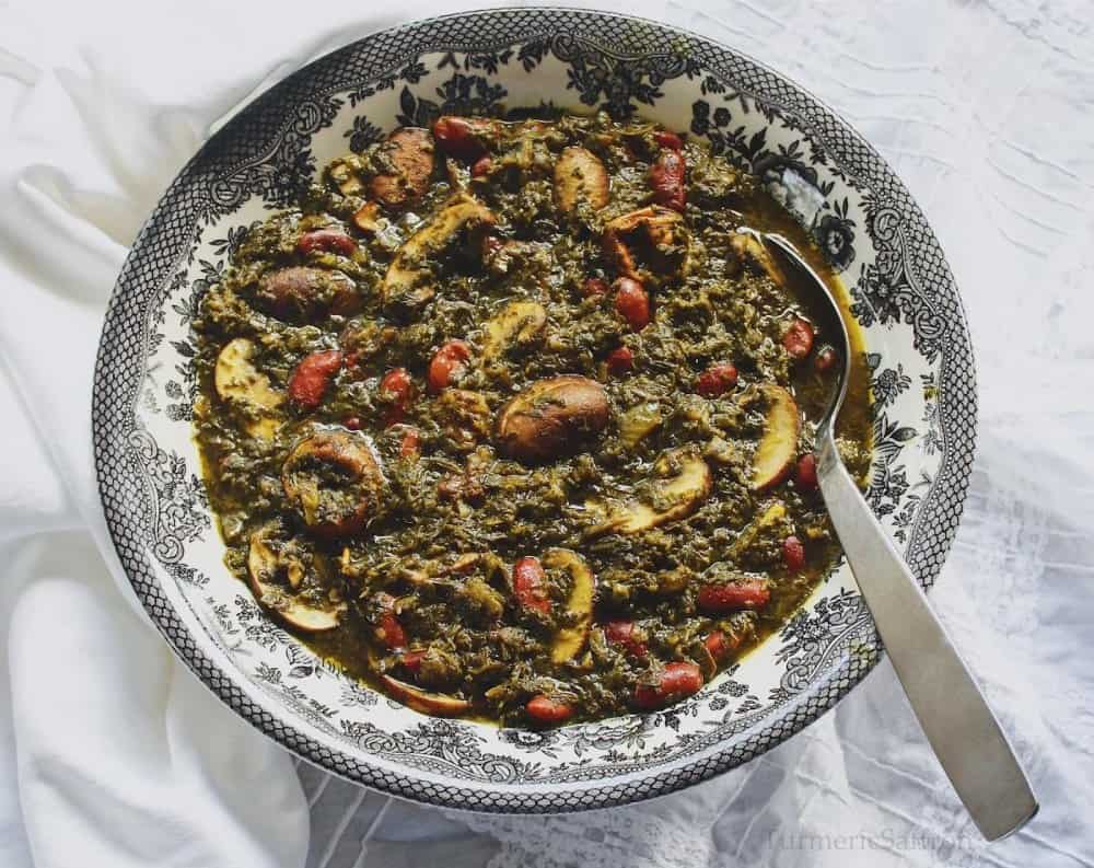 خورشت ترش سماق غذای محلی رامسر