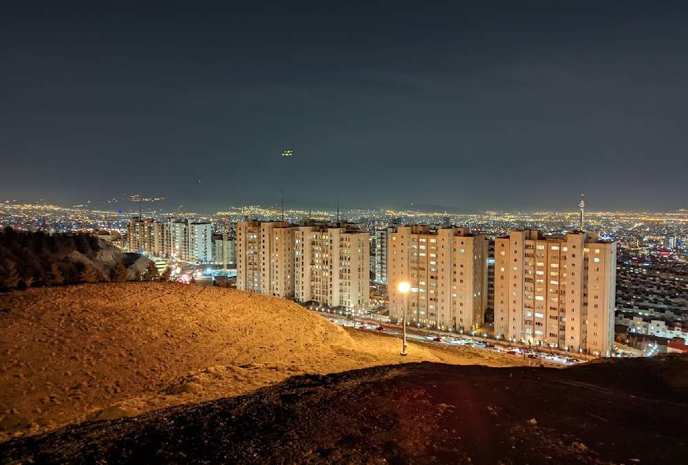 بام فراز سعادت آباد از بام های تهران