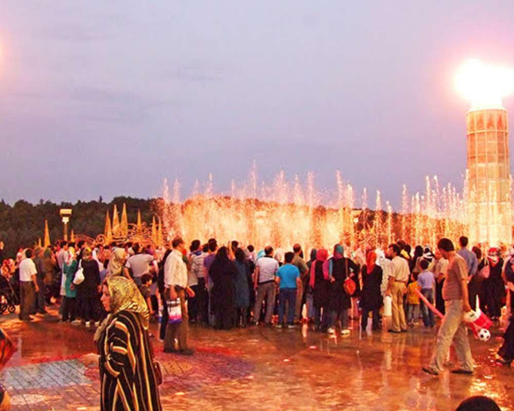 نمایش شبانه پارک آب و آتش