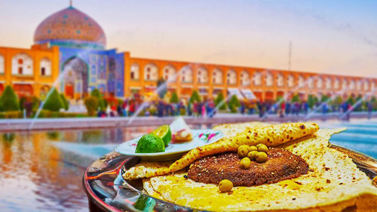 بهترین رستوران های اصفهان؛ لیست ۲۳ تایی از سنتی تا لاکچری + آدرس و منو