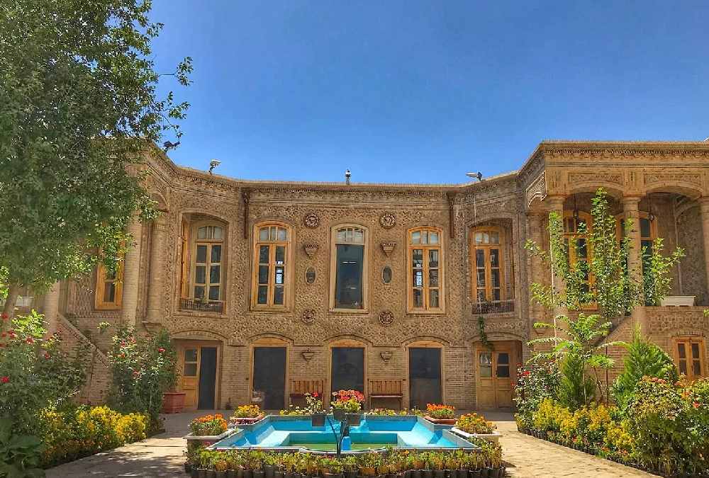خانه داروغه یکی از جاهای دیدنی در سفر به مشهد