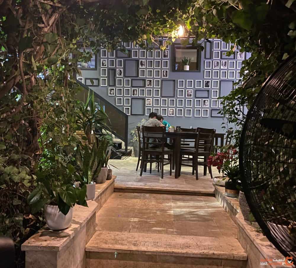 نمای داخلی کافه گالری هاگ در نیاوران