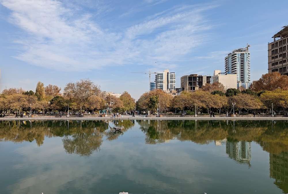 پارک کوهسنگی از پارک های مشهد در پاییز