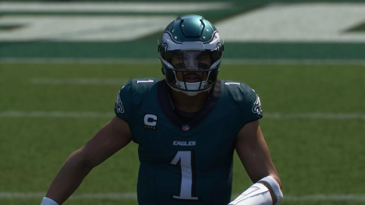 EA Sports Madden NFL و EA Sports FC