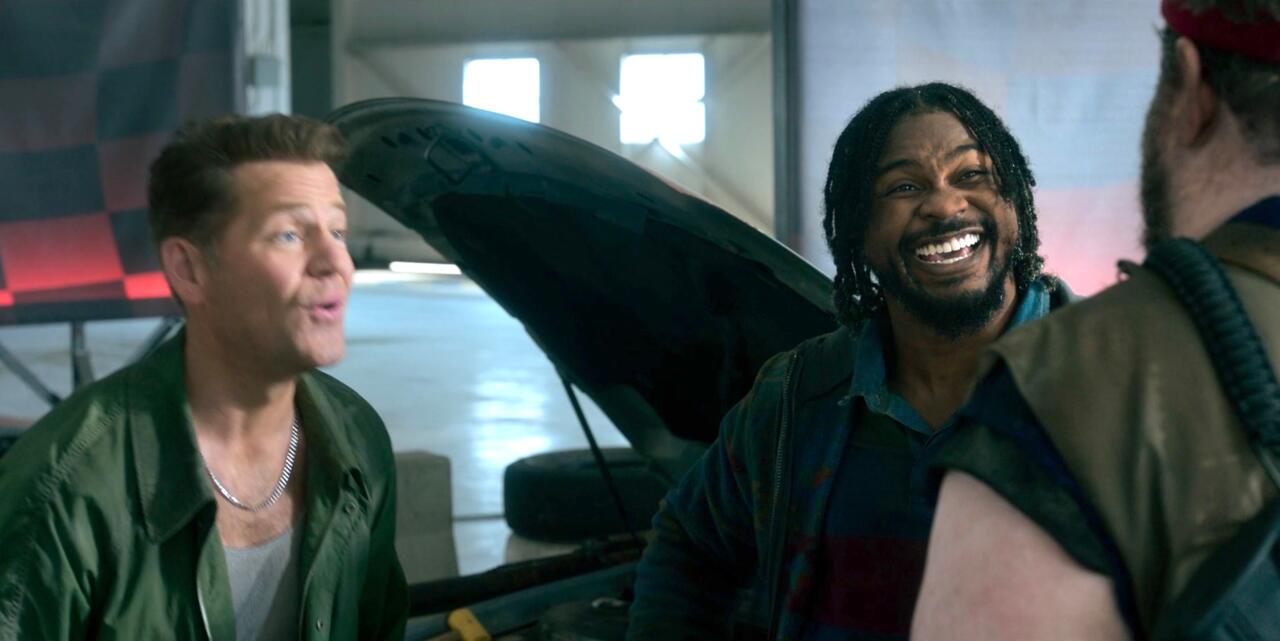 ۲۴. دیو و مایک