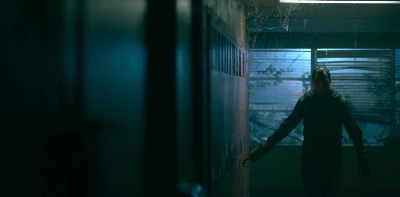 41. فردی در راه است