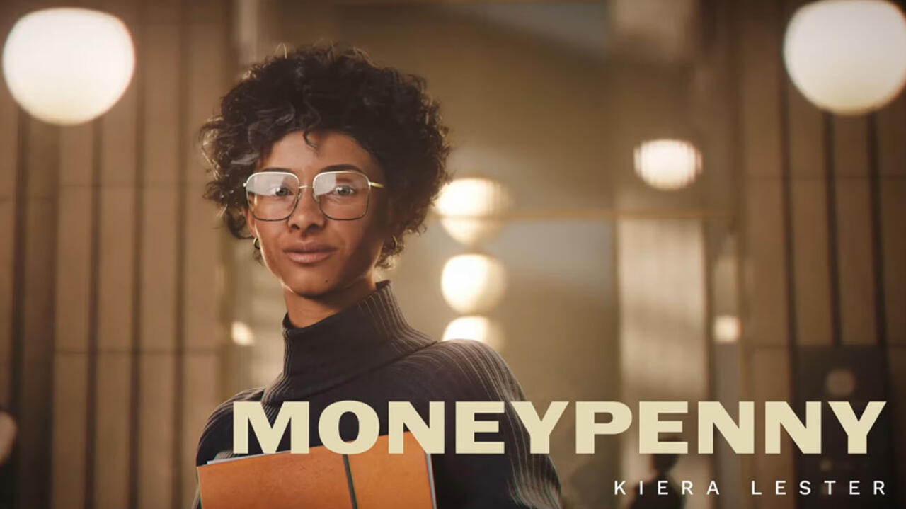 کیرا لستر در نقش میس مانی‌پنی