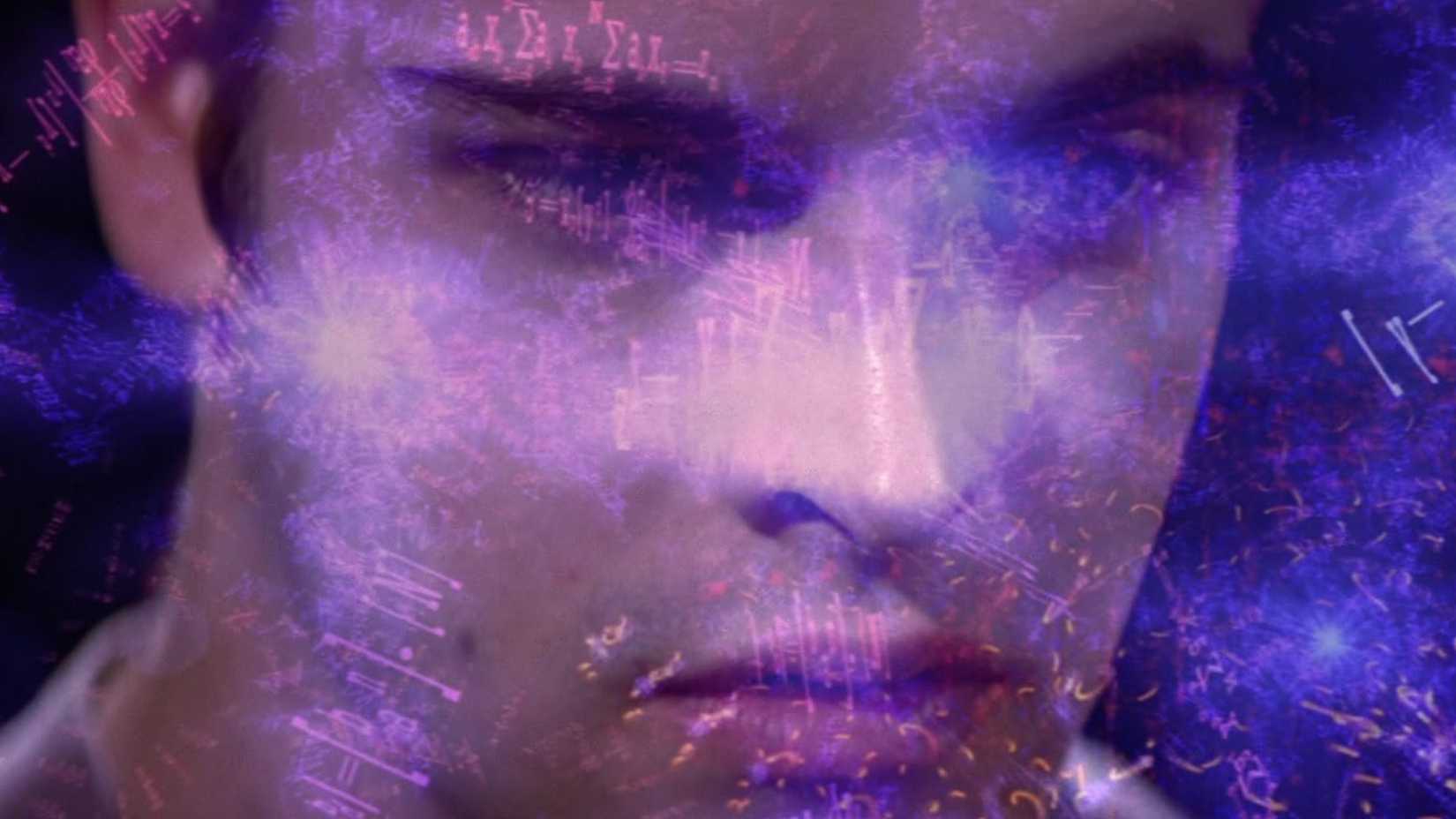 نمادهای عجیب روی صفحه ظاهر می‌شوند وقتی "داد" هک می‌کند.